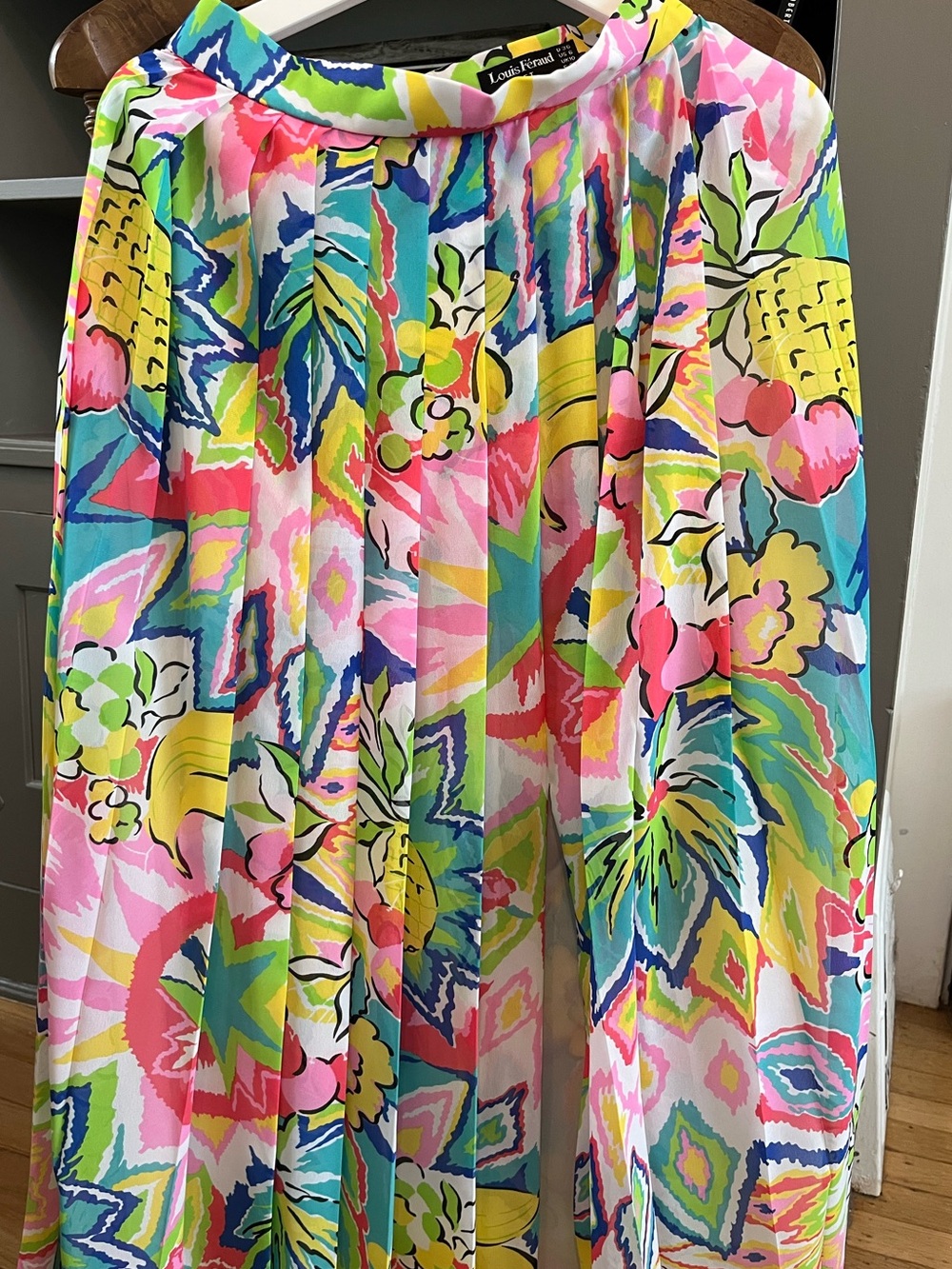 Vintage 1980’s French Designer Louis Feraud Floral Pleated Maxi Skirt